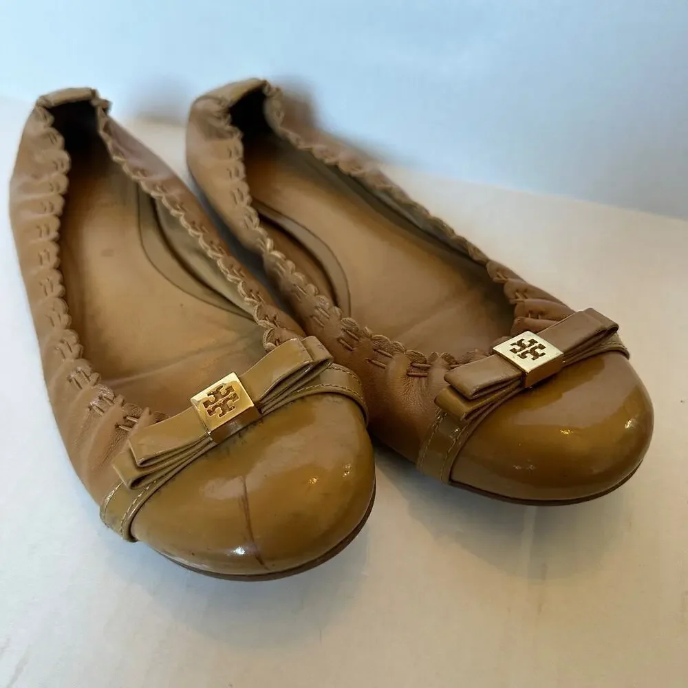 Tory Burch Tan Romy Leather Patent Medallion Logo Bow Ballet Flats Size 7